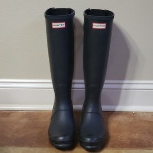 Hunter Back Adjustable Rain Boots size 9
